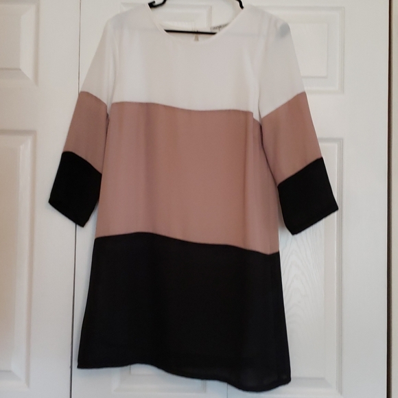 Charlotte Russe Dresses & Skirts - Shift dress